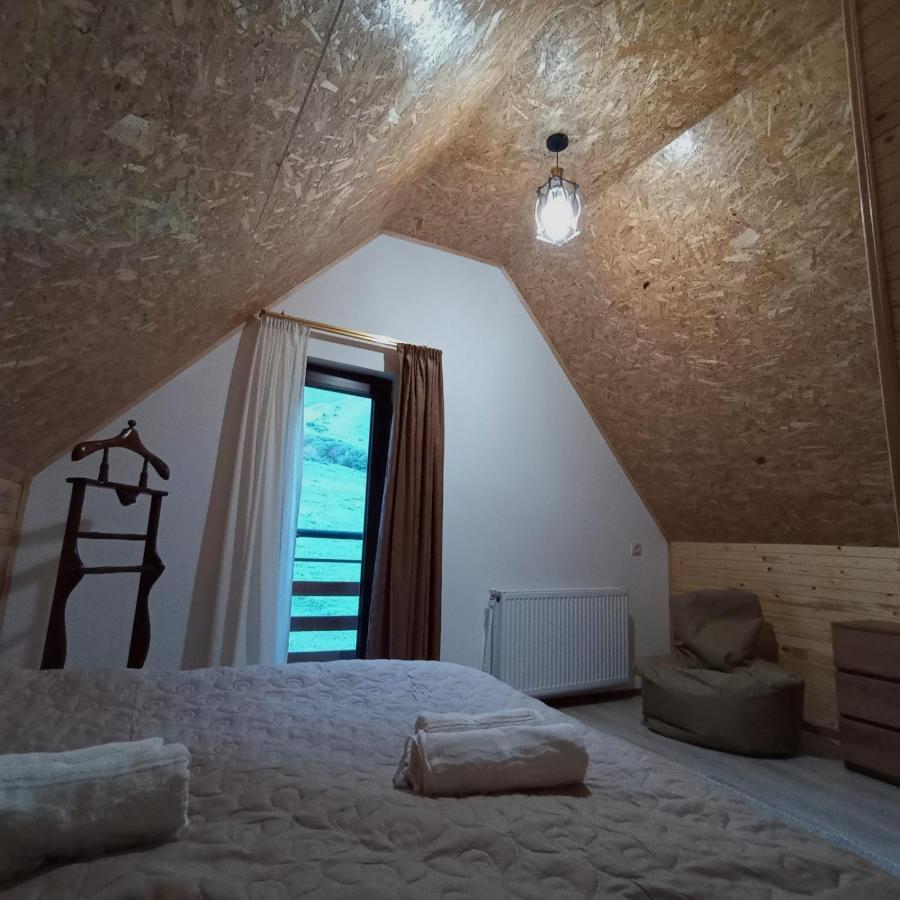 Mountain Flower Cottage 卡兹贝吉 外观 照片
